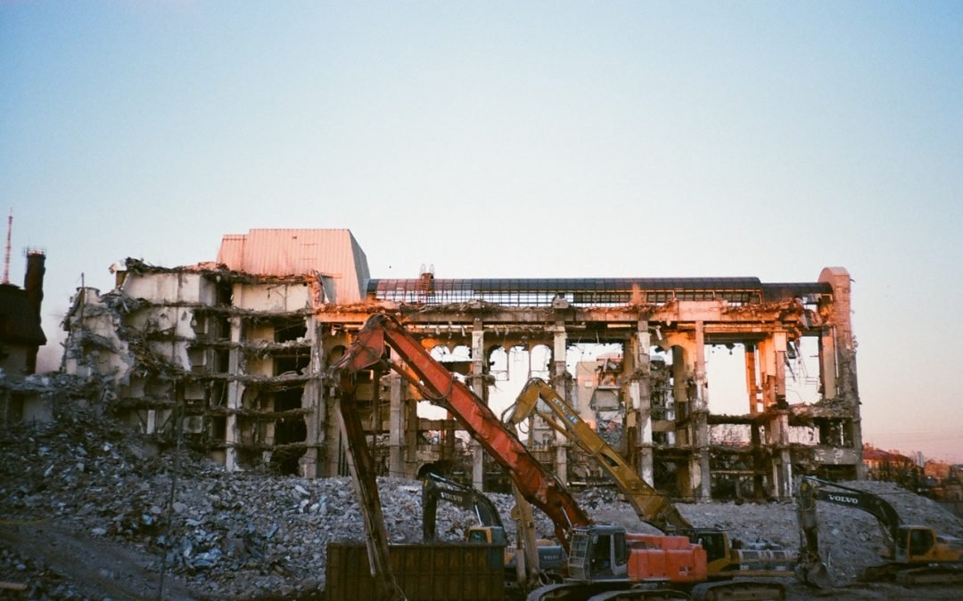 8 Benefits of Hiring a Demolition Contractor in St. Petersburg, Florida